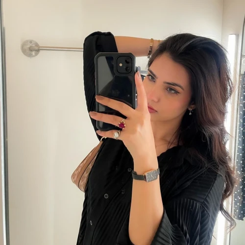 Pihu 5 star Photo 1 of 2