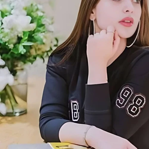 Marina Women Seeking Photo 1 of 7