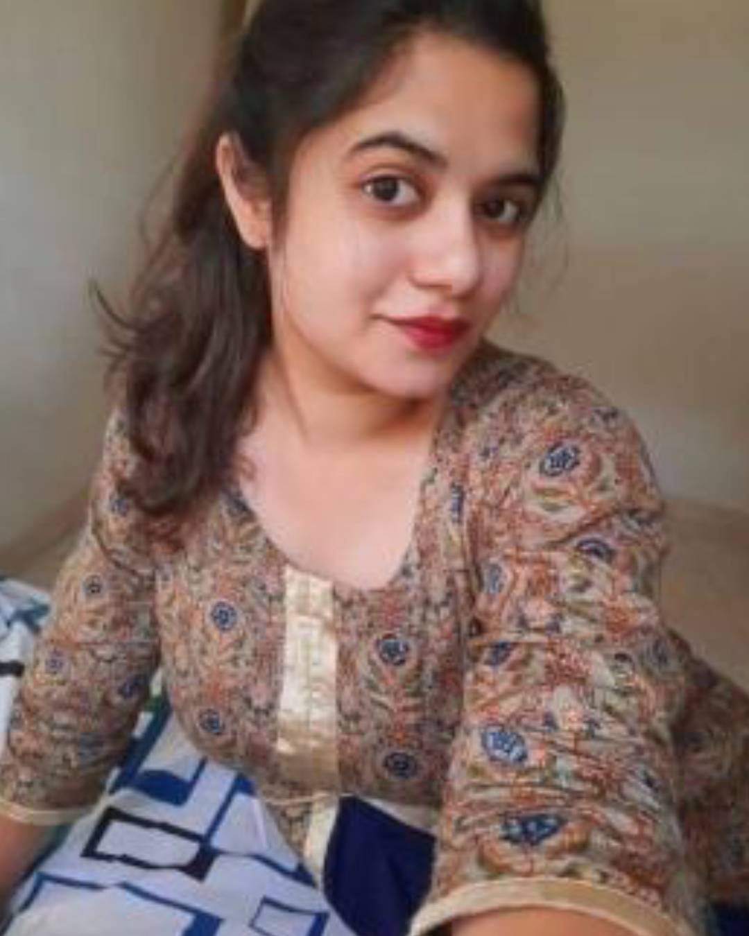 Anjali Foreign Call Girls Photo 1 of 4