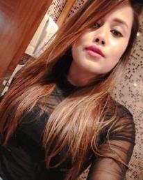 Karishma Sex Call Girl Photo 1 of 3